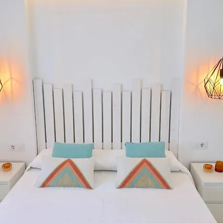 Apartment Beachfront Penthouse - Heated Jacuzzi, Bbq & Bikes *