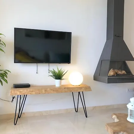 Beachfront Penthouse - Heated Jacuzzi, Bbq & Bikes * Malaga
